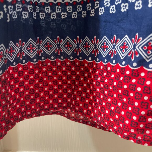 Talbots Shirt Women's Blue Red Med Short Sleeve Cold Shoulder Floral Lightweight - Picture 4 of 6